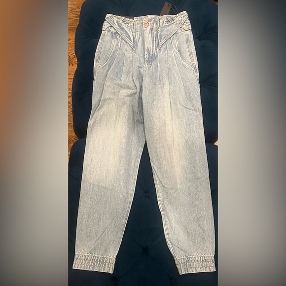 STEAL THE SHOW JEAN - Picture 4 of 7